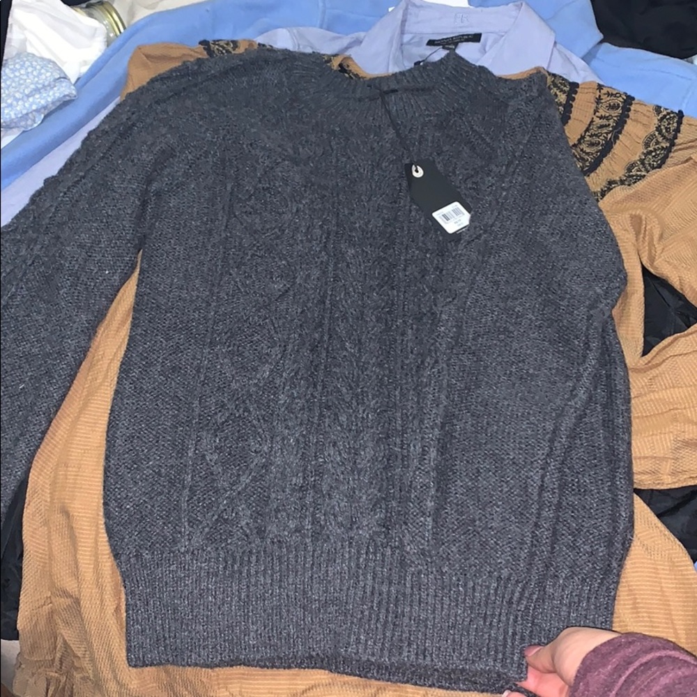 Lucky brand sweat shirt new never worn